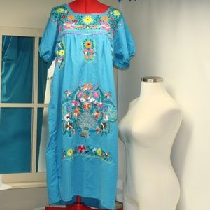 Vintage 70s Oaxaca Floral Embroidered Dress